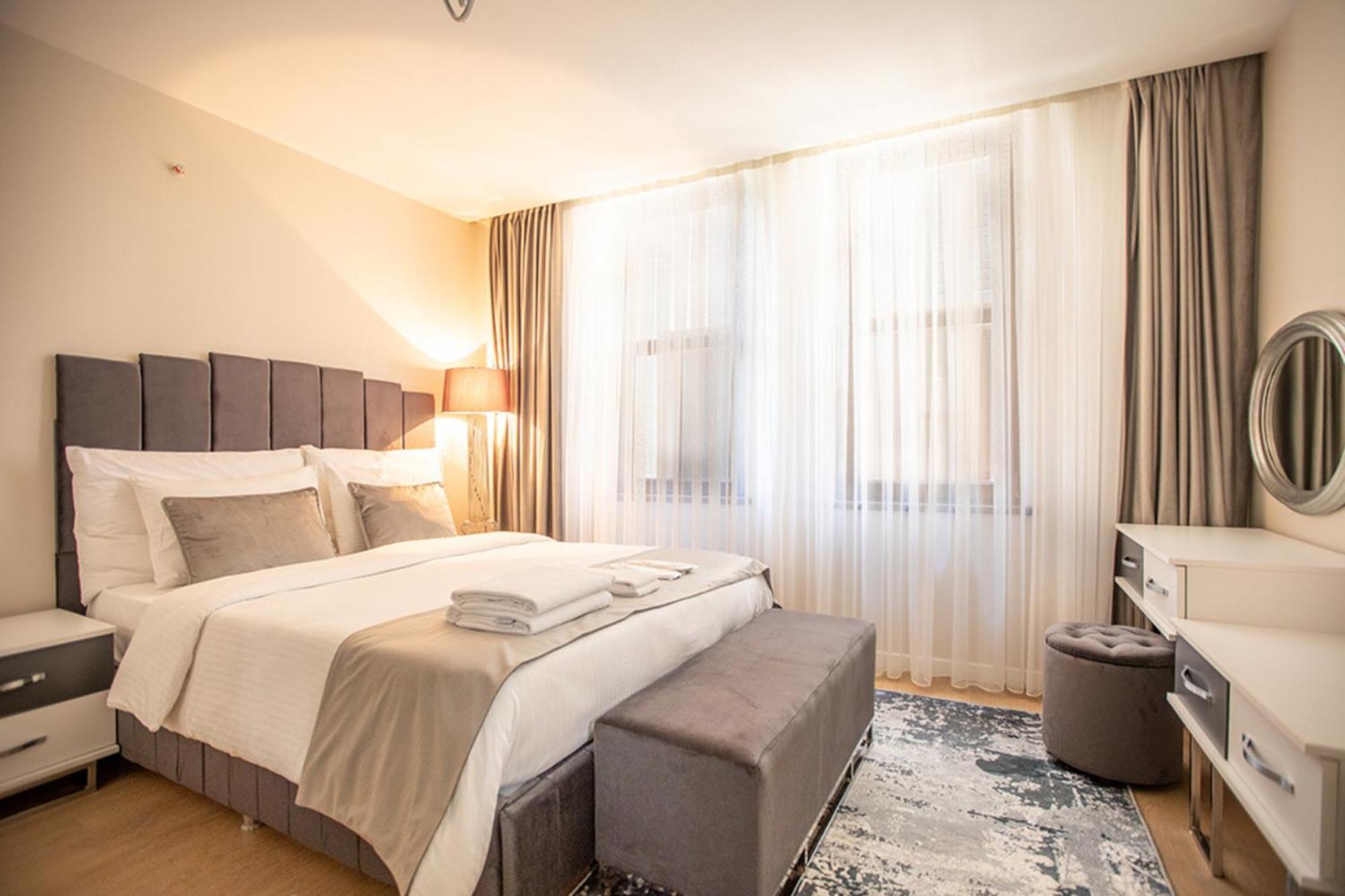 فندق ميلينيوم إسطنبول غولدن هورن اسطنبول المظهر الخارجي الصورة A bedroom at the hotel