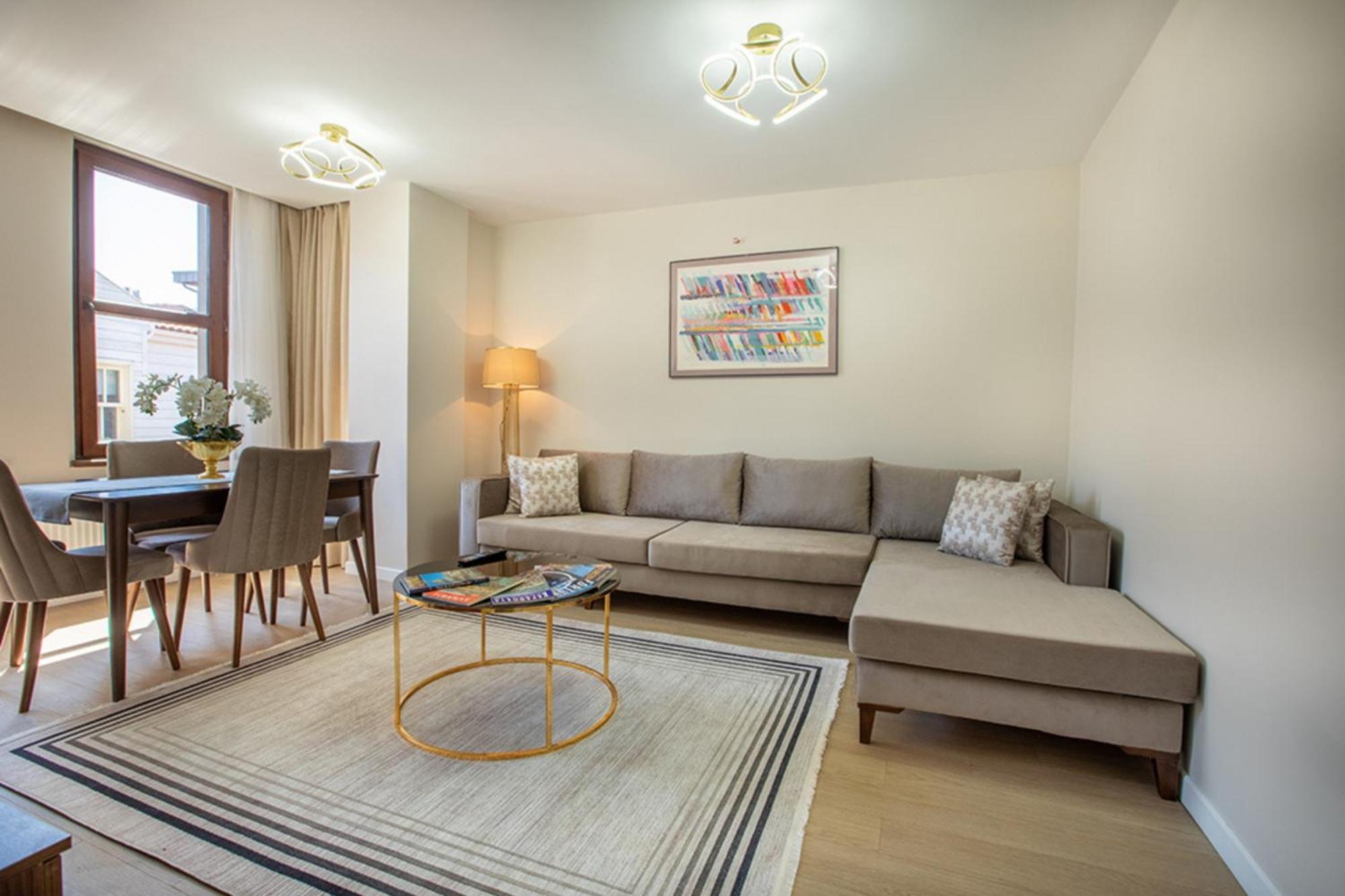 فندق ميلينيوم إسطنبول غولدن هورن اسطنبول المظهر الخارجي الصورة A living room in a serviced apartment in London